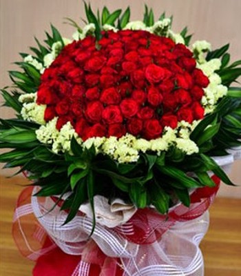 100 Red Roses with Fillers and Greens